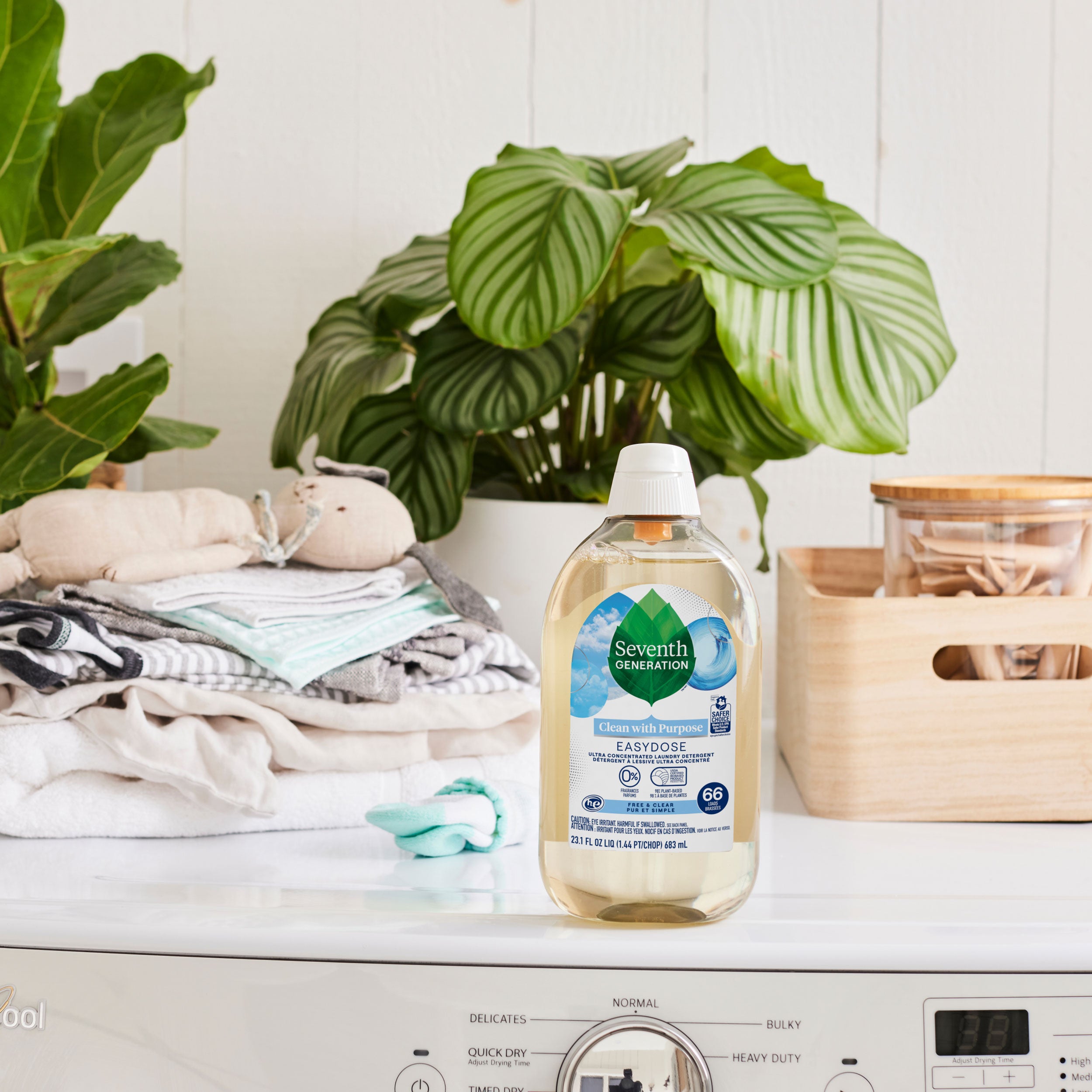 EasyDose™ Ultra Concentrated Laundry Detergent for Laundry Day - Free & Clear